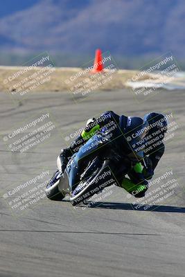 media/Jan-09-2022-SoCal Trackdays (Sun) [[2b1fec8404]]/Turns 9 and 8 (920am)/